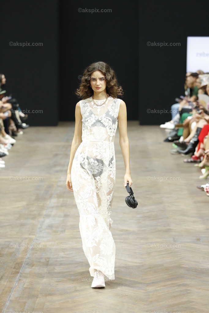 _76A4272 | Die Bildagentur Akspix ist eine Online-Bildagentur und bietet professionelles und kreatives Bildmaterial Royalty free und Rights Managed. Bildarchiv Akspix bietet eine große Auswahl an kreativen und klassischen Motiven.Frankfurt Fotograf, Fotoshooting