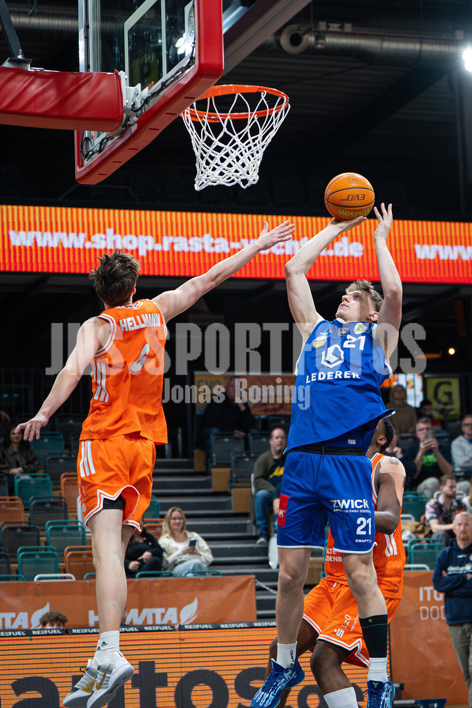 Basketball I Herren I Saison 2025-2026 I 2. Bundesliga ProB Nord I 23. Spieltag I RASTA Vechta II - EN Baskets Schwelm I 7819 | jns.sportfotos - Realisiert mit Pictrs.com