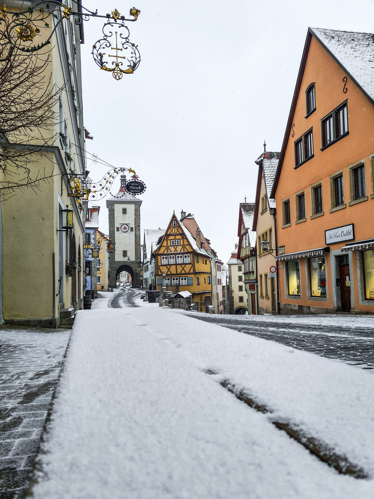 20230120_094720 | Rothenburg ob der Tauber. Nur hier gibt es Exklusive und passend zur Jahreszeit Ihr Wandbild, T-Shirt, Tasse und alles was das Rothenburg Herz begehrt. - Realisiert mit Pictrs.com