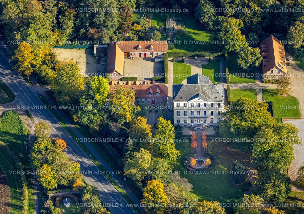 Rheurdt221004982 | Luftbild, Schloss Leyenburg, Bäume in Herbstfarben, Schaephuysen, Rheurdt, Ruhrgebiet, Niederrhein, Nordrhein-Westfalen, Deutschland