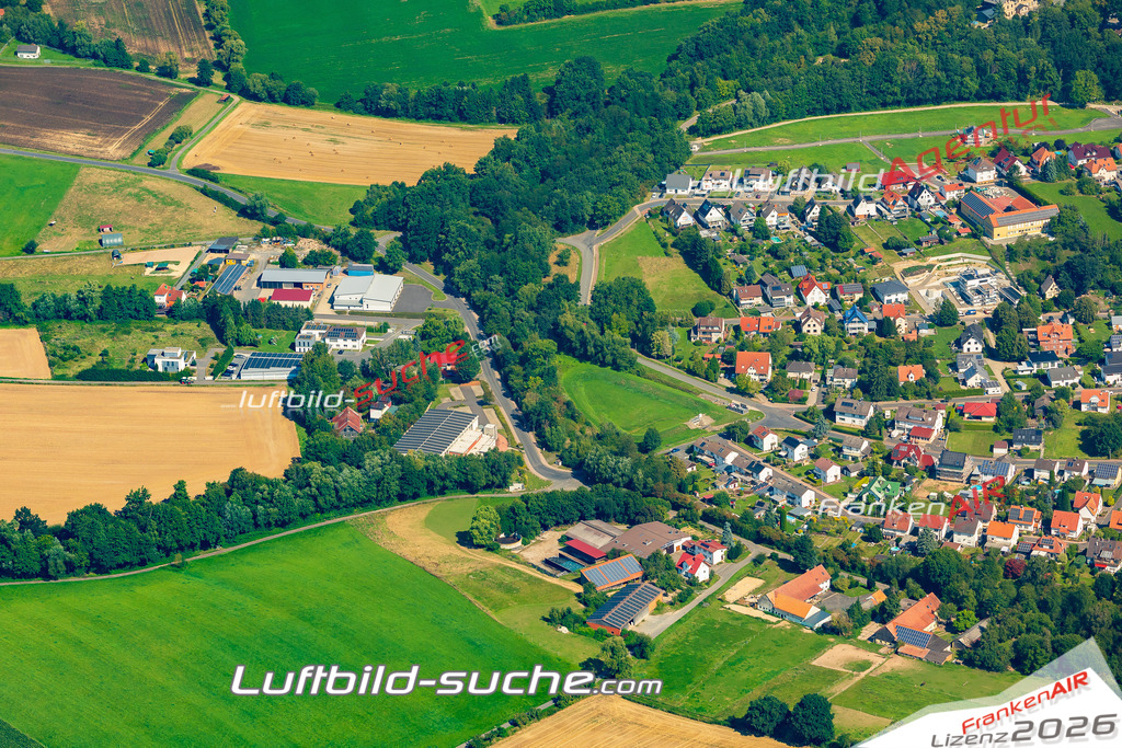 Vs Google Maps Malsfeld - Die Luftaufnahme wurde 2025 vom UL-Flugzeug heraus erstellt ( keine Drohnenaufnahme ) - Hochauflösende Luftaufnahme - für Wandbilder und großformatige Ausdrucke geeignet. Das besondere Geschenk!Hier alle&nbsp;Infos zur Lizenzierung der LuftaufnahmeWir fliegen auch dieses Jahr wieder in Ihre Region um Luftbilder zu erstellen.- Luftbild anfragen
