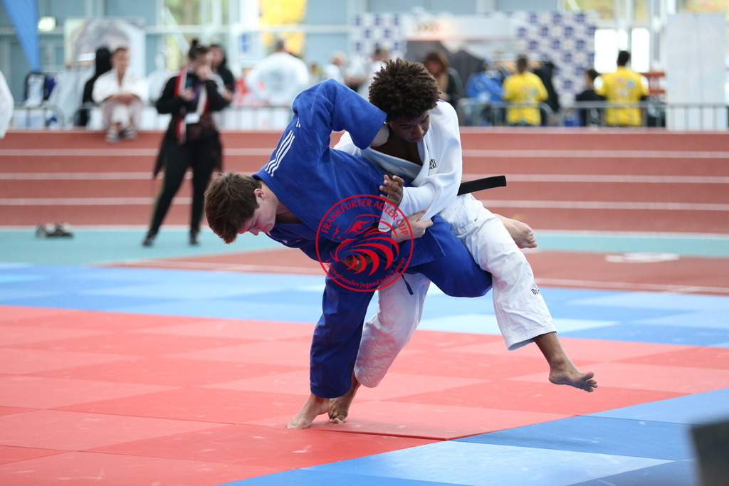 AT3Y0575 | Fotos vom Adler Cup - Pictures from Adler Cup

Hier findet Ihr alle Eindrücke und großen Momente der Adler Cup Wochenenden. Here you will find all impressions and great moments of the Adler Cup weekends. - Realisiert mit Pictrs.com