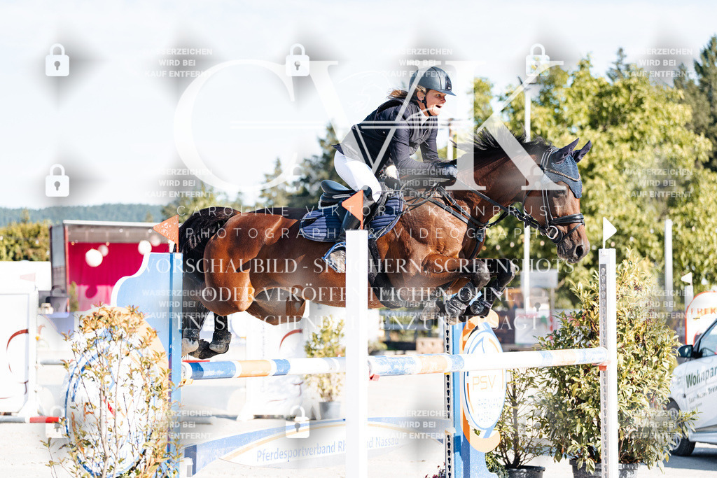 CK904245 | Turnierfotografie Pferdefotografie Trier Rheinland-Pfalz Pferdesport Reitsport Tierfotografie Sportfotografie Pferdevideo Pferdevideografie Equestrianvideography equestrianphotography  - Realisiert mit Pictrs.com