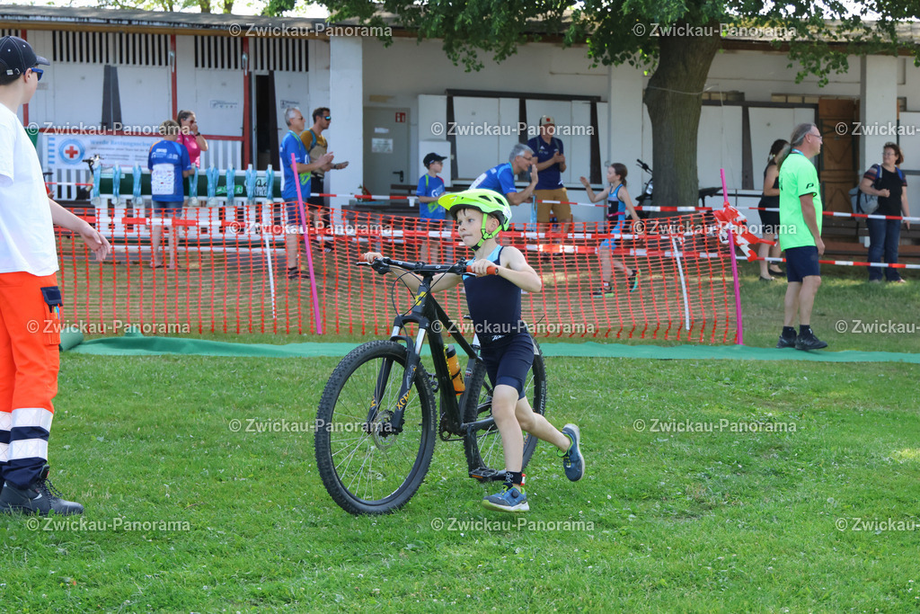 Tag 1 Rad Klein-011 | Urban. Natur. Panorama. Luftbild. 
Der Bildershop für aufregende Perspektiven!
Für Deko, Wandbild und Kalender!
Wir bringen LED-Bilder zum Leuchten!
