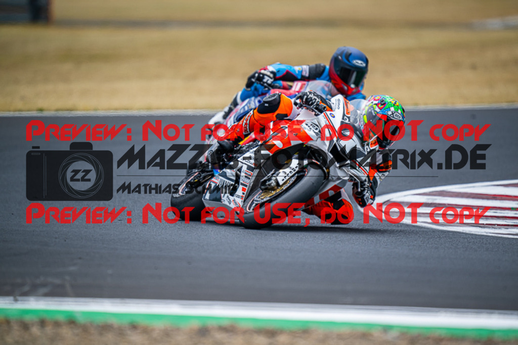 MaZZes_FotoMatrix_220624_2171 | PROSUPERSTOCK