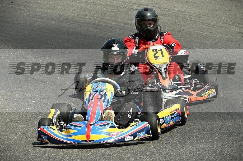 aDSC_9639 | Kaufen Sie Sportbilder im Onlineshop von Andy Scherrer Sportfotografie. Faszinierende Bilder von Sportevents aus der ganzen Schweiz. Fussball, Frauenfussball, Unihockey, Handball, Schwingen und weiteren Sportarten. - Realisiert mit Pictrs.com