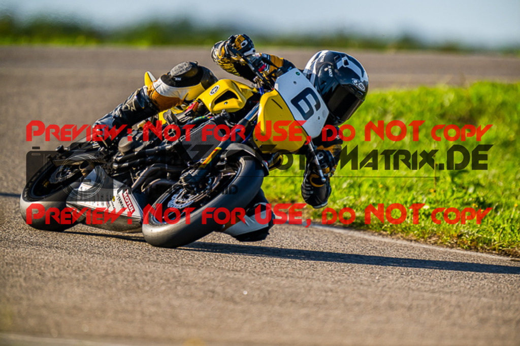 MaZZes_FotoMatrix_220917_2225 | TWIN CUP