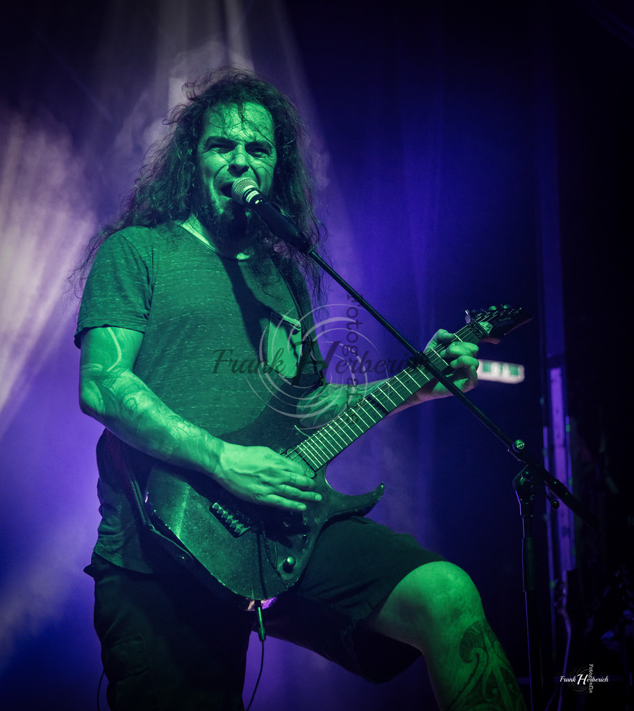Justice Geiselwind 31.10.2025 | Frank Herberich Fotografie, Frank Herberich, Fotografie, Hochzeit, Portrait, St. Peter Ording, Ording, Westerhever, Nordsee, Frank Fotografie, Hardheim,  Odenwald,Walldürn, Band,Eventfotografie - Realisiert mit Pictrs.com