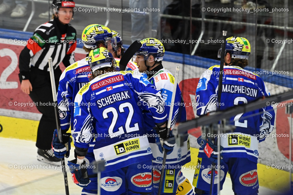 EC IDM Wärmepumpen VSV vs. Pioneers Vorarlberg | Jubel EC VSV, #22 Nikita Scherbak EC VSV, #2 Dylan MacPherson EC VSV, #40 Elias Wallenta EC VSV, EC IDM Wärmepumpen VSV vs. Pioneers Vorarlberg, EC IDM Wärmepumpen VSV vs. Pioneers Vorarlberg am 03.10.2025 in Villach (Stadthalle Villach), Austria, (Photo by Bernd Stefan)