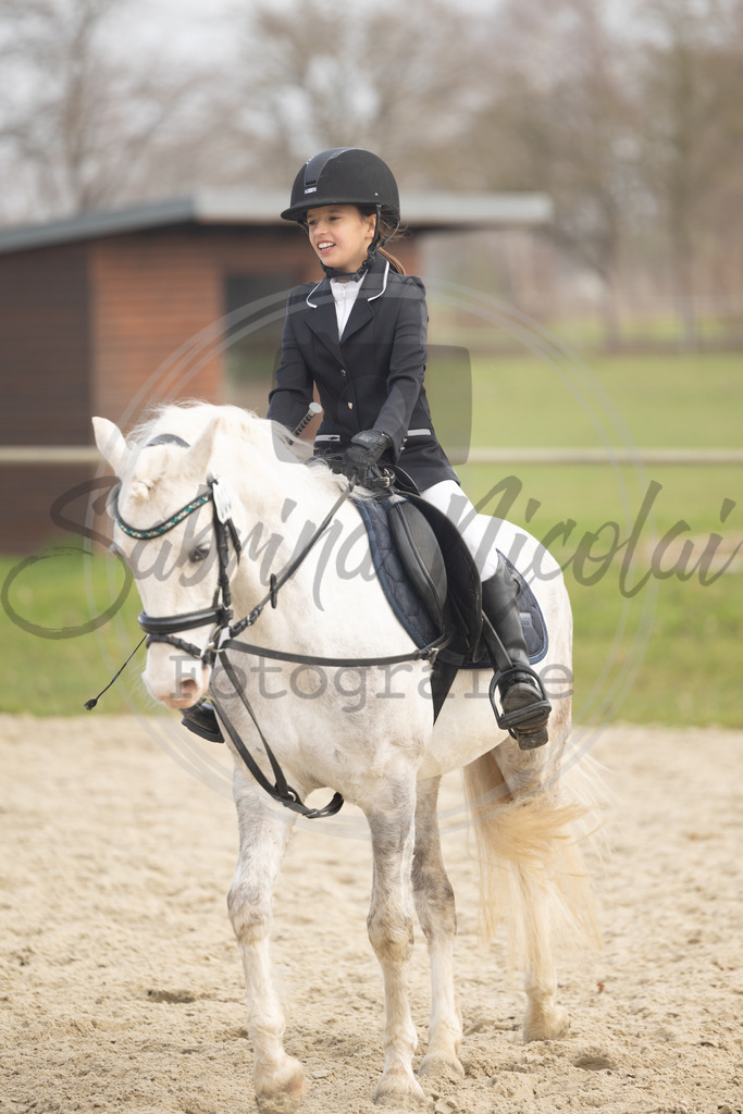 994A8725 | sabrinanicolaifotografie - Realisiert mit Pictrs.com