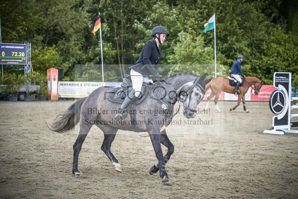 DOS_2267 | Entdecke hochwertige Reitturnierfotos von Foto Oger. Professionell, emotional und authentisch – jetzt Lieblingsmomente im Shop bestellen. - Realisiert mit Pictrs.com