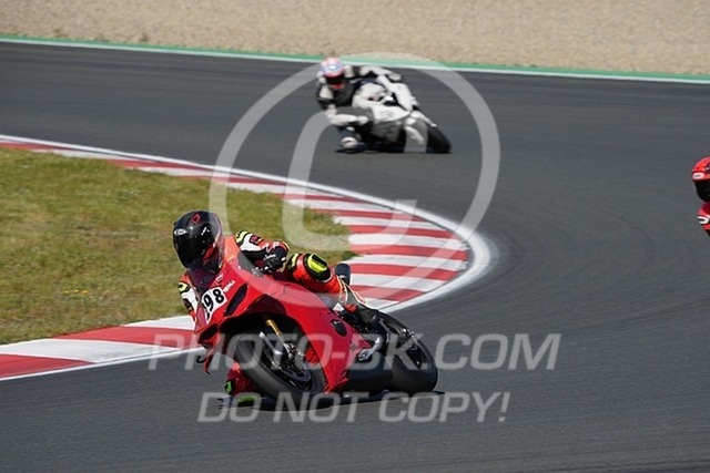 2025_05_13_PBK_23738 | Sportfotografie; SlowMotion; Video; Rennstrecke; Hafeneger; Speer; Racing; RSE; BMW; CBO; Trackday; Motorsportarena; Hockenheimring; Brno; Most; Barcelona; Valencia