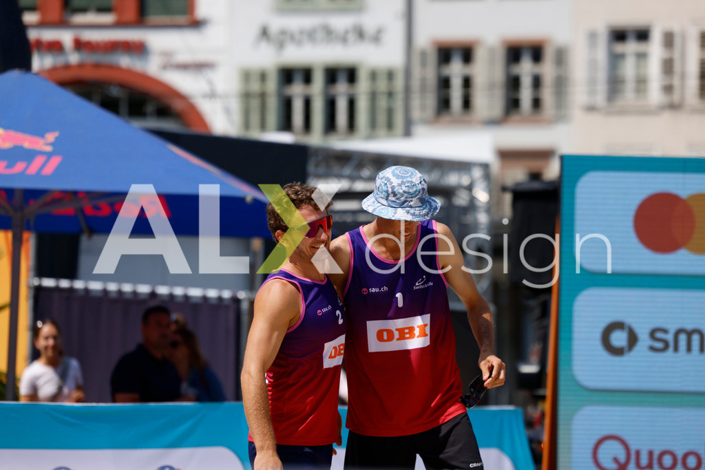 Obi BeachTour 2026 - Basel | BASEL, SWITZERLAND - JULY 19: SIMON HAGENBUCH (SUI) and YVES HAUSSENER (SUI) during the Obi BeachTour 2026 match between DILLIER / FLÜCKIGER (SUI) and HAGENBUCH / HAUSSENER (SUI) at Barfüsserplatz on July 19, 2026 in Basel, Switzerland. - Realisiert mit Pictrs.com