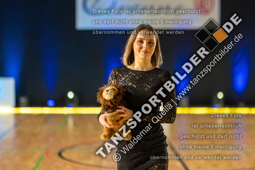 20260322-00125 | Hier finden Sie Tanz Bilder vom Latein und Standard Formationen tanzen. Sportbilder vom Tanzsport. Schöne Fotos und von Weltmeisterschaft, Europameisterschaft, Bundesliga, Regionalliga, Oberliga und Landesliga sowie von GOC Stuttgart, DanceComp, WM Bremen