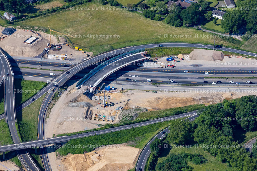 Luftbild Duisburg-4516 | Luftbildfotografie und Luftbilder Baustelle an der Verkehrsführung am Autobahnkreuz der BAB A40 - 3 " Kreuz Kaiserberg " in Duisburg im Bundesland Nordrhein-Westfalen, Deutschland - Realisiert mit Pictrs.com