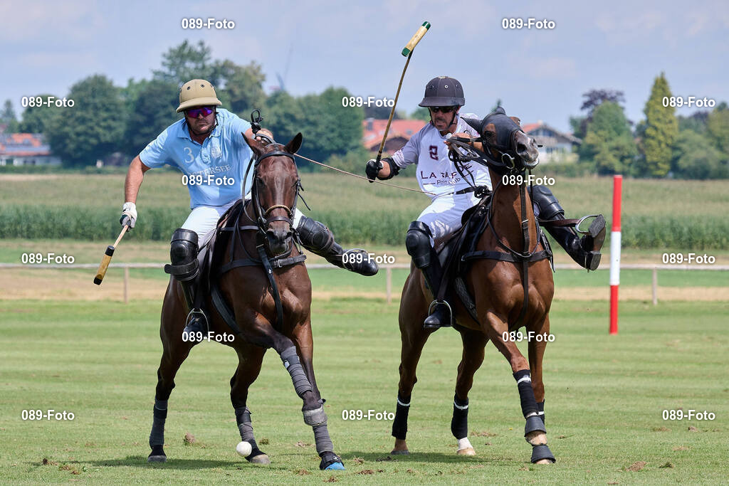 La Tarde Summer Cup 2025, Ostersee Polo Team vs La Tarde Polo Team | La Tarde Polo Club Munich, La Tarde Summer Cup 2025, Ostersee Polo Team vs La Tarde Polo Team, 2025-08-24Foto: 089-foto.org - Realisiert mit Pictrs.com