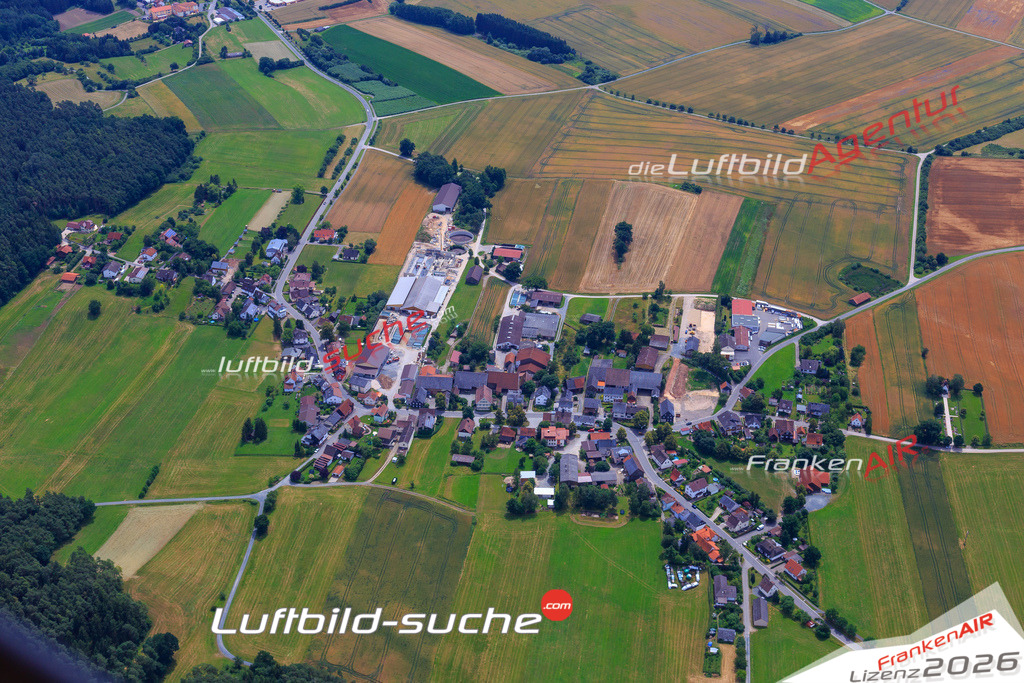 Die Luftaufnahme Truebenbach -  wurde vom UL-Flugzeug (keine Drohne) aus fotografiert.Hohe Druck- Auflösung-die Geschenkidee!