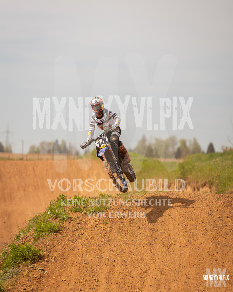 866A3947 | mxndyyvipix