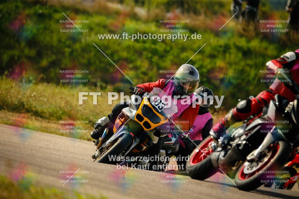 _MOT6407 | Hier findet Ihr Bilder von Touristenfahrten auf der Nürburgring Nordschleife oder von anderen Veranstaltungen die ich besucht habe. Viel Spass beim Durch Schauen 