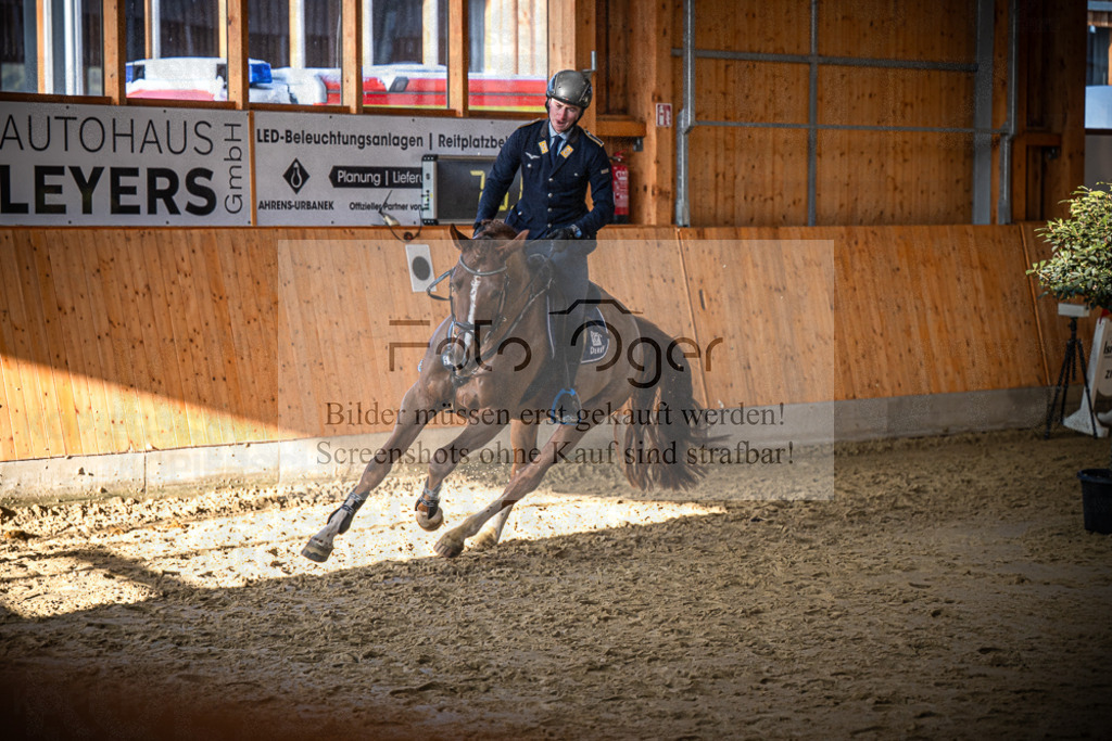 DOS_1113 | Entdecke hochwertige Reitturnierfotos von Foto Oger. Professionell, emotional und authentisch – jetzt Lieblingsmomente im Shop bestellen.Deutschlandweite Turnierfotografie. - Realisiert mit Pictrs.com