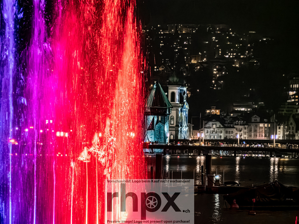 Lilu Lichtvestival 2026 | Stimmungsvolle Fotokunst aus Luzern. Erlebe den Pilatus, den See und die Stadt Luzern in exklusiven Aufnahmen in der Fotogalerie & Shop. - Realisiert mit Pictrs.com