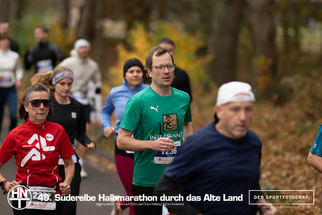 Süderelbe Halbmarathon 2025 I 09.11.2025 I Fotograf_DerSportfotograf.I 00413 | Der Sportfotograf. - Realisiert mit Pictrs.com