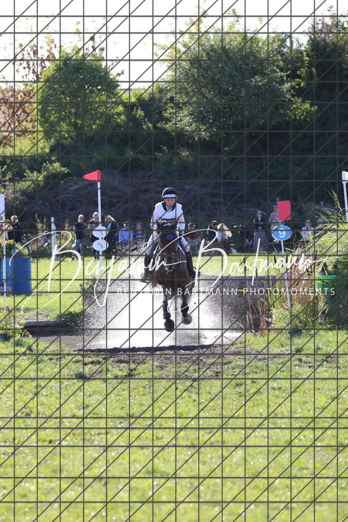 AZ2A1270 | Benjamin Bartmann Photomoments