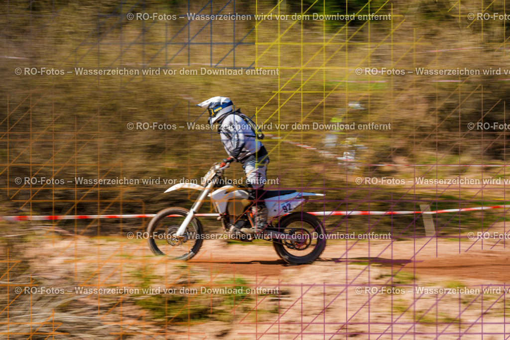 3 Lauf Mernes-391 | Sportfotografie von RO-Fotos: Motorsport, Motocross, Enduro, Laufveranstaltungen und Triathlon. Professionelle Fotos von Sportlern und Events. - Realisiert mit Pictrs.com