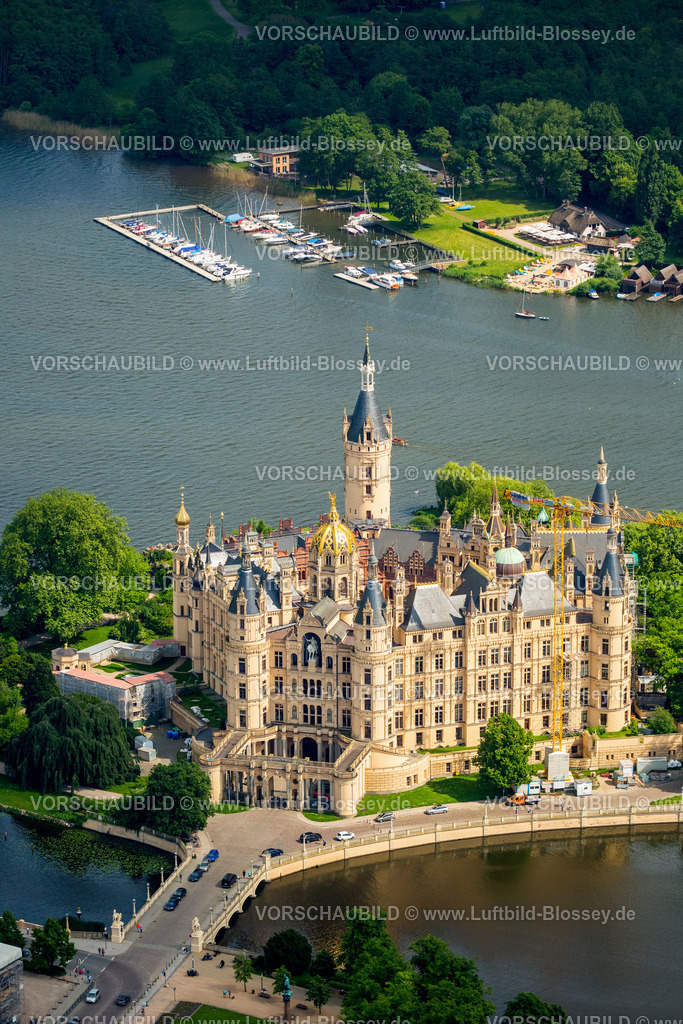 Schwerin16060200 | Schloss Schwerin, Burggarten, Burgsee,  Schwerin, Mecklenburg-Vorpommern, Deutschland