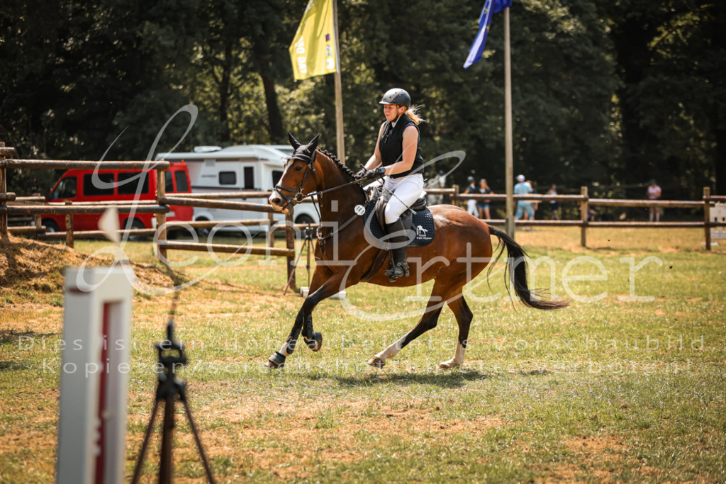 15.SaStE00151 | Leoni Ertmer Photography - Realisiert mit Pictrs.com