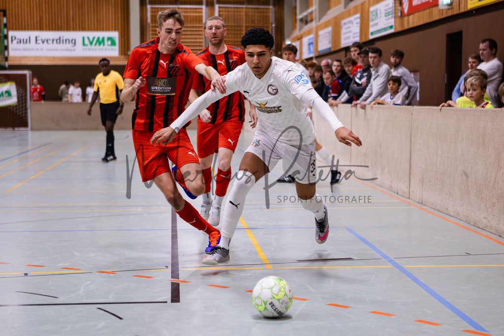 20251221-turnier-nienberge-viertelfinale-0007 | Das ist die Fotodatenbank für authentische Sportfotografie aus Münster: Markus Paletta fotografiert Teams, Sportler:innen, Kinder, Events & Unternehmen. - Realisiert mit Pictrs.com