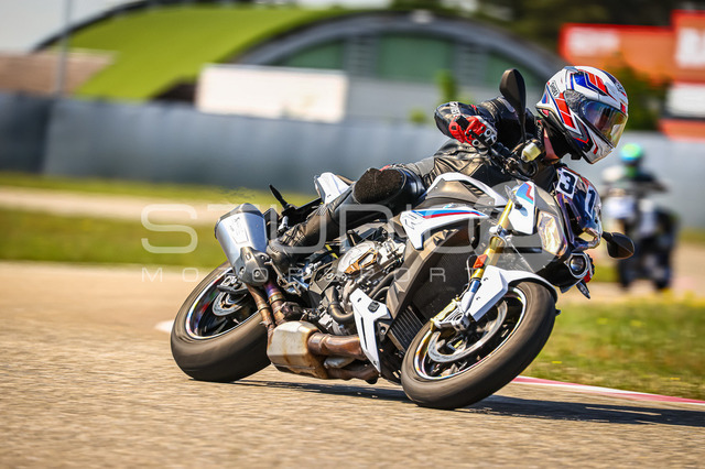 0316-260508DCB-023_316 | Deine Full-Service-Agentur für ✔️Videoproduktionen und ✔️Motorsportfotografie Jetzt Angebot anfragen!