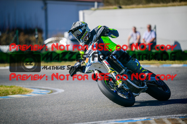 MaZZes_Fotomatrix_20250322_6007705_5816 | Fotograf Mathias Schmid
Sportfotograf,
Eventfotograf,
Hochzeitsfotograf,
Portraitfotograf