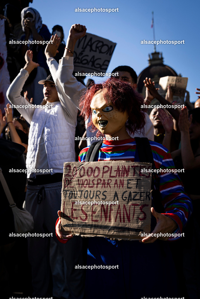 _B7A0859 | manifestation de lycéens à Strasbourg, le 6 octobre 2026, dans le cadre d’un mouvement national de protestation contre les conditions d’apprentissage. - Realisiert mit Pictrs.com