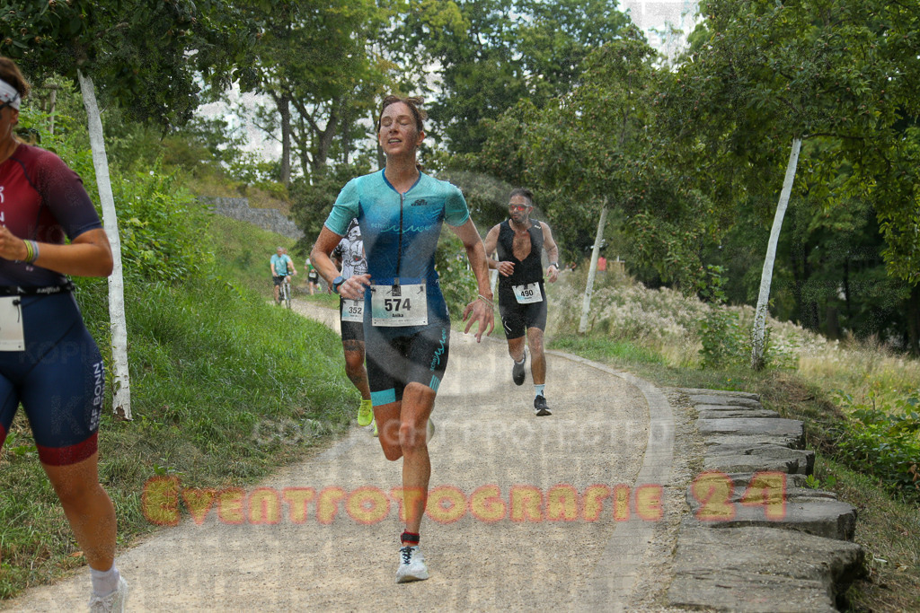 250824_1402_EX1_4740 | Sportfotografie im Rhein-Sieg Kreis, Köln, Bonn, NRW, Rheinland Pfalz, Hessen, etc. Unser Tätigkeitsfeld umfasst den Laufsport vom Volkslauf über den Marathon, Duathlon, Triathon bis zum Ultralauf wie Kölnpfad Ultra oder Schindertrail.