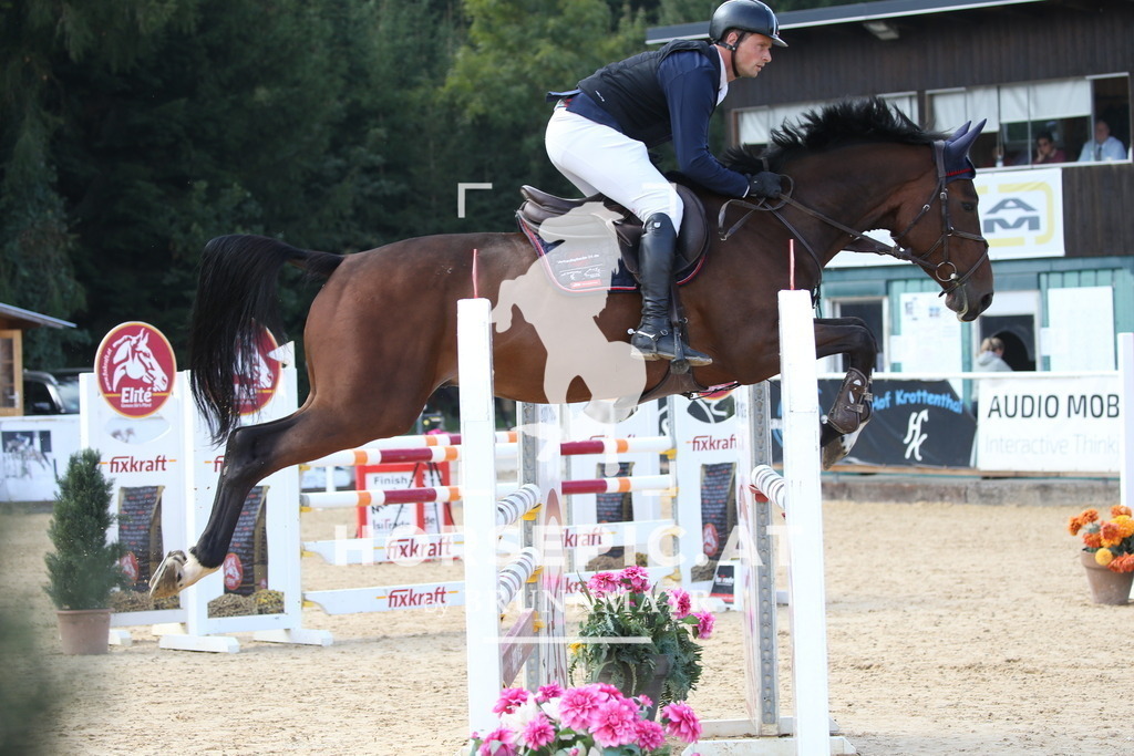 DL2Q4250 | Willkommen bei Brunnmayr - Design & Fotografie – Ihrem Spezialisten für Reitturniere und Pferdeveranstaltungen in Oberösterreich, Salzburg und Bayern! Seit über 17 Jahren sind wir leidenschaftlich dabei.