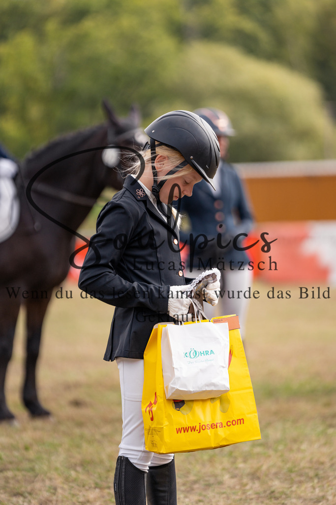A7V08966 | Turnier/Reitfotograf