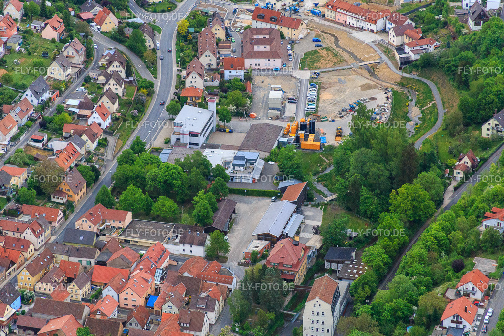 Fuchs Metallbau GmbHHofheimer Straße | Luftbild: Fuchs Metallbau GmbHHofheimer Straße in Schonungen im Bundesland Bayern in Deutschland. Foto: IMG_078989.jpg vom 14.05.2015 durch Werner Riehm/FLY-FOTO.de - Realisiert mit Pictrs.com