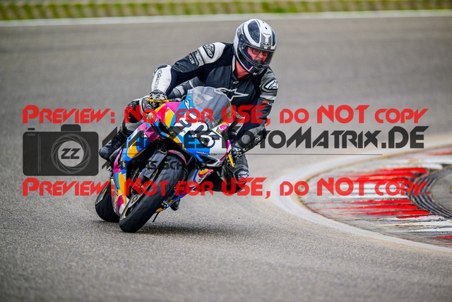 MaZZes_FotoMatrix_240910_6007705_4490 | GRUEN