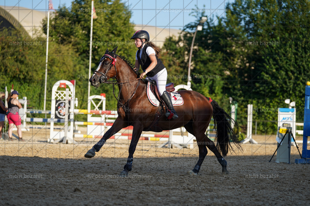 20240824-FAH08821 | Thierhaupten 2024, Bayerisches Landesponyturnier, Turnierbilder, Ponybilder, Turnierfotografen Bayern, Fotoagentur Herrmann