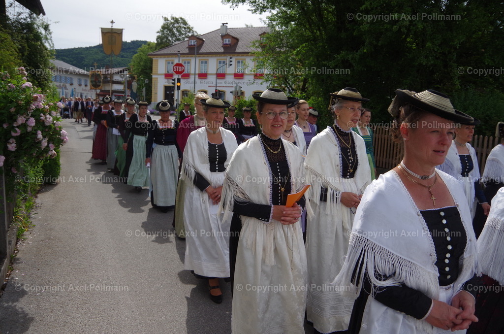 IMGP5492 | fotografiert von Axel PollmannLeonhardi Wallfahrt Benediktbeuern und Murnau, Fronleichnam, Fasching, Landschaft im Loisachtal und Benediktbeuern  - Realisiert mit Pictrs.com