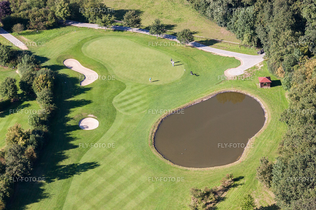 Gelände des Golfplatz des Golf Club Schloss Miel | Luftbild: Gelände des Golfplatz des Golf Club Schloss Miel im Ortsteil Miel in Swisttal im Bundesland Nordrhein-Westfalen in Deutschland. Foto: IMG_44556.jpg vom 20.08.2011 durch Werner Riehm/FLY-FOTO.de - Realisiert mit Pictrs.com