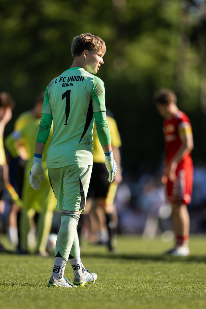 Fußball I Männer I 40. Pfingscup Hollage I 13458 | realhellocedii - Realisiert mit Pictrs.com