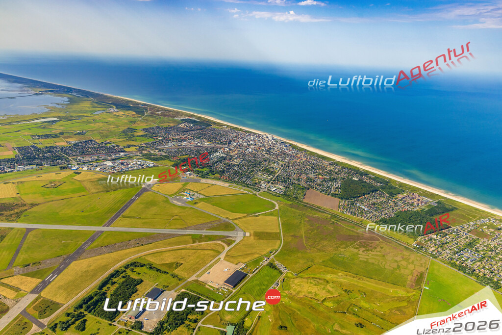 Schrägluftbild  Westerland  Sylt - Das Luftbild wurde 2025 vom UL-Flugzeug heraus erstellt (ohne Drohne- keine Drohnenaufnahme ) - Hochauflösende Luftaufnahme -Nicht vergleichbar mit Google Maps oder Satelittenbilder- Die Geschenkidee !Mit Lizenz und Bildrechte bestellbar
