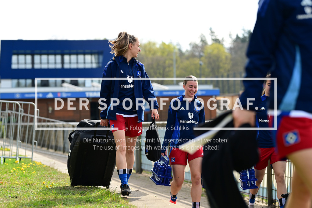 Fußball I Frauen I Saison 2024-2025 I 2. Bundesliga I 21. Spieltag I Hamburger SV - Eintracht Frankfurt II I 61363 | Der Sportfotograf. - Realisiert mit Pictrs.com