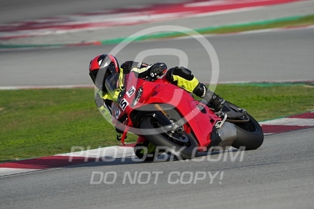 2024_10_24_PBK_21507 | Sportfotografie; SlowMotion; Video; Rennstrecke; Hafeneger; Speer; Racing; RSE; BMW; CBO; Trackday; Motorsportarena; Hockenheimring; Brno; Most; Barcelona; Valencia