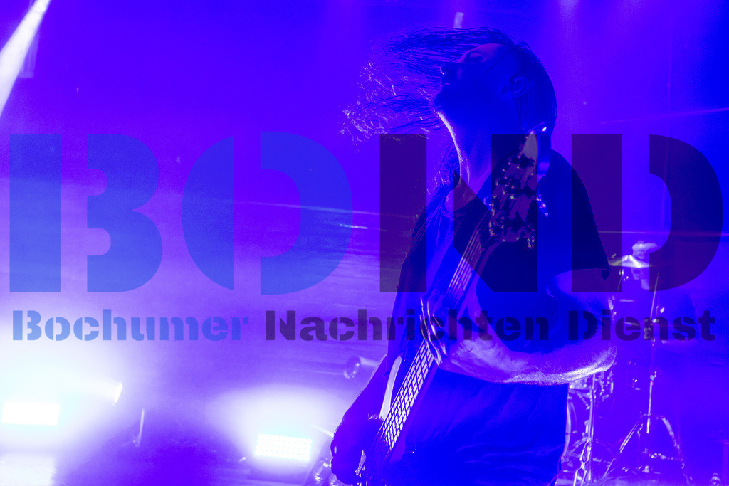 SES_ENEINS20250227-51 | bond - Realisiert mit Pictrs.com