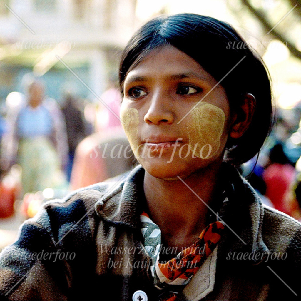 Marktschoenheit | Der Fotograf für Portraitfotografie aus Berlin | staederfoto.de - Realisiert mit Pictrs.com