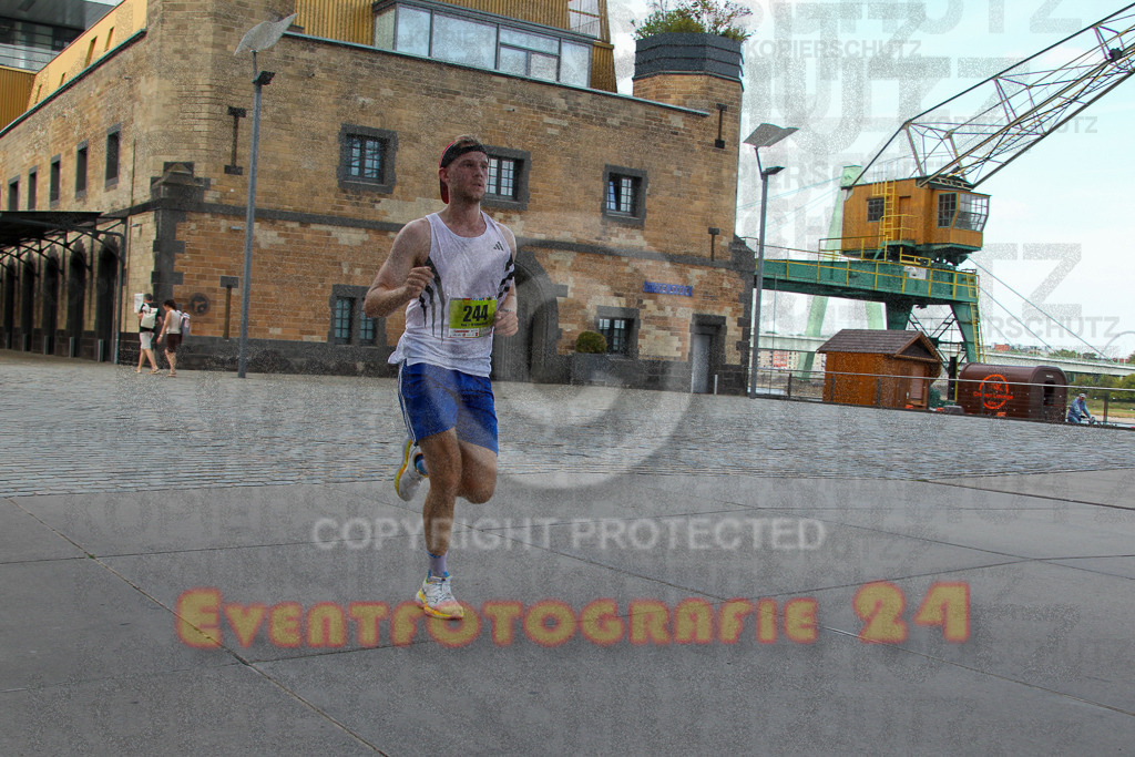 250920_1508_EV4_8131 | Sportfotografie im Rhein-Sieg Kreis, Köln, Bonn, NRW, Rheinland Pfalz, Hessen, etc. Unser Tätigkeitsfeld umfasst den Laufsport vom Volkslauf über den Marathon, Duathlon, Triathon bis zum Ultralauf wie Kölnpfad Ultra oder Schindertrail.