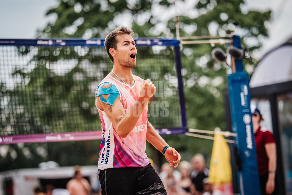 Beachvolleyball | Männer | Allianz German Beach Tour 2025 | Tourstop München | 06.07.2025 | Yannick Bibelriether jubelt